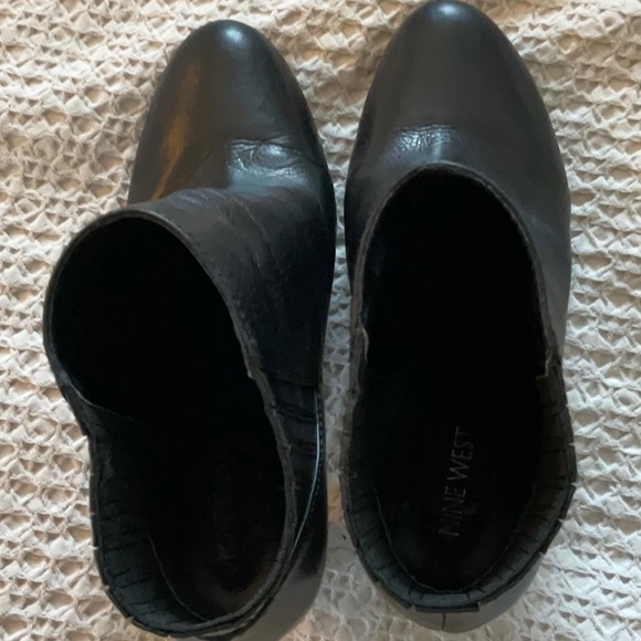 Nine West Ankle Booties, high heeled - Picture 6 of 7